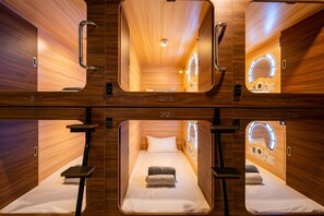 In-room safe, iron/ironing board, free WiFi, bed sheets