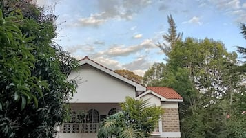Bahagian luar