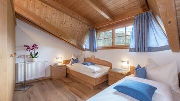 2 bedrooms, free WiFi, bed sheets