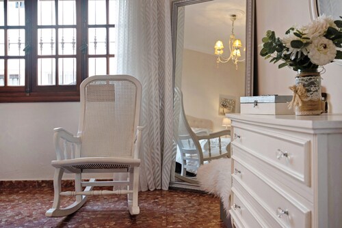 Holiday Home Casa La Perla - Solo Familias with Wi-Fi