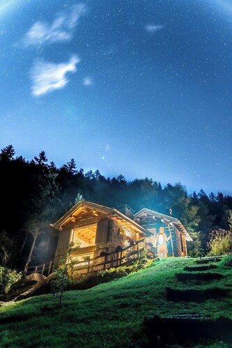 Chalet „Panorama Res Albert“ mit Bergblick, WLAN und Garten