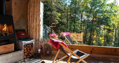 Chalet 'Atmosfera Res Albert' with Mountain Views, Wi-Fi and Garden