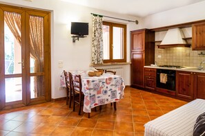Interior - Agriturismo 'Fresia Quadrilocale' with Pool, Wi-Fi & Garden (Marina di Grosseto)