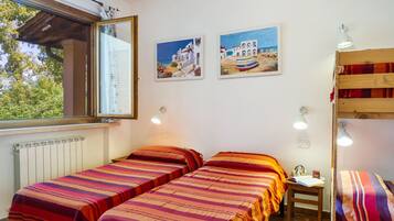 2 bedrooms, free WiFi, bed sheets
