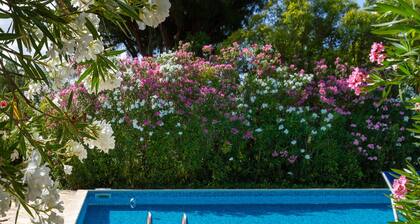 Agriturismo 'Trilo Dalia' mit Pool, WLAN & Garten