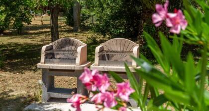 Agriturismo 'Bilo Anemone' avec piscine, Wi-Fi et jardin