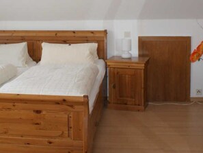 2 chambres, coffres-forts dans les chambres, lit parapluie, Wi-Fi