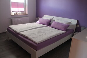 1 bedroom, iron/ironing board, bed sheets