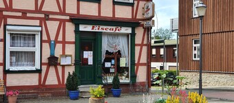 Holiday room Eiscafé Hartmann - holiday room with double bed