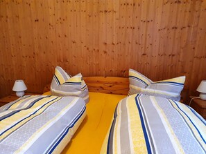 Unclassified image, 4 of 12, button