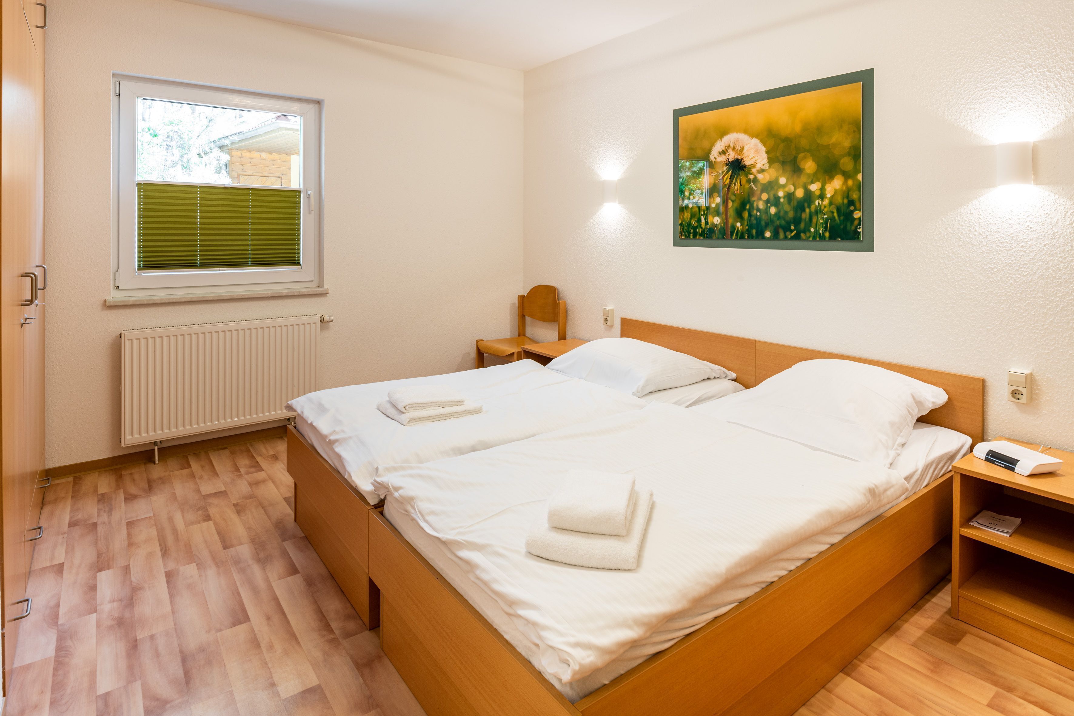 2 bedrooms, WiFi, bed sheets, wheelchair access