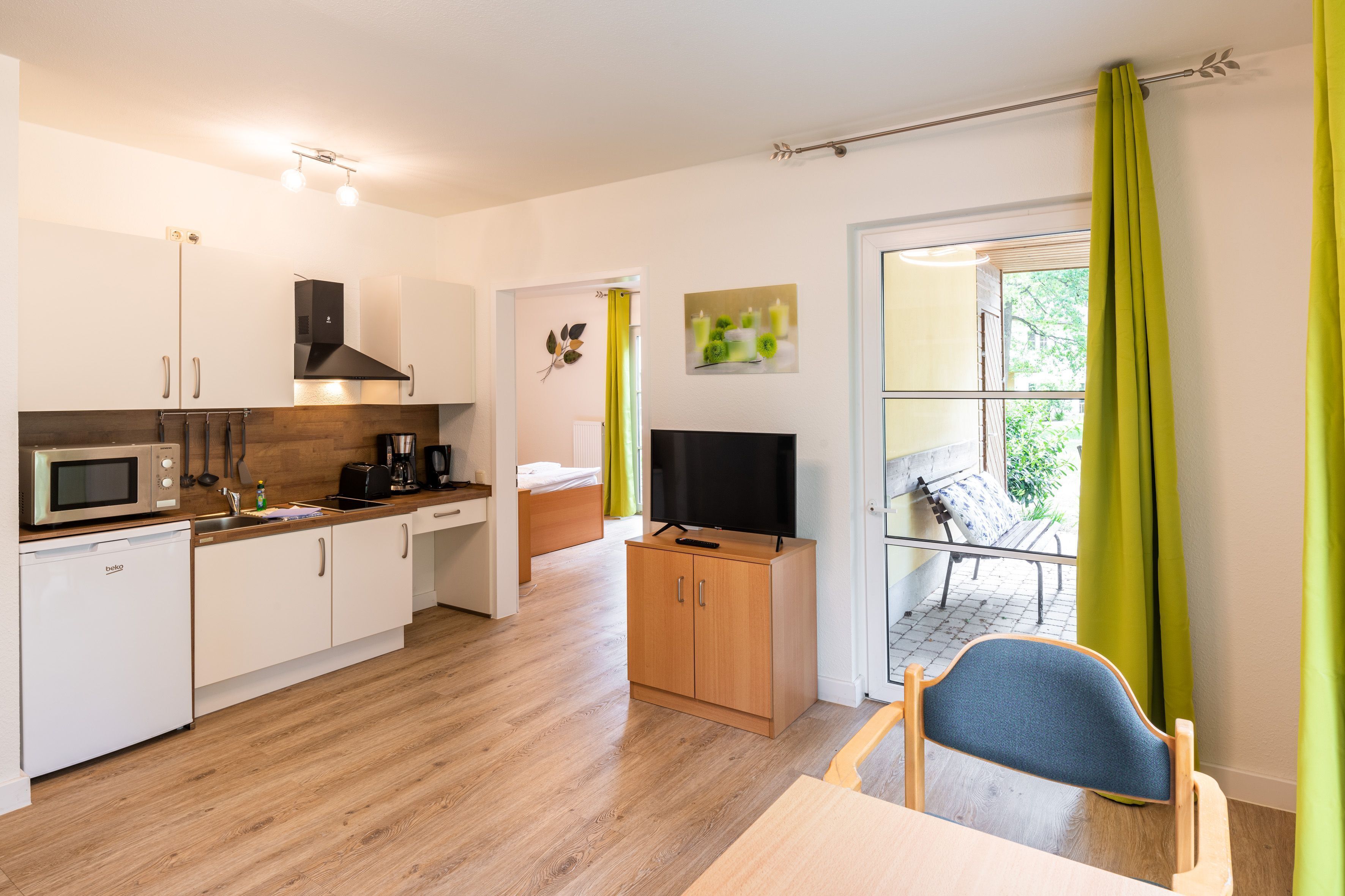 Geladeira, micro-ondas