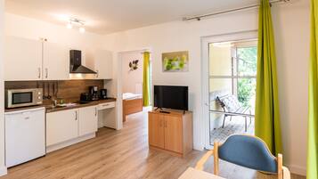 Geladeira, micro-ondas