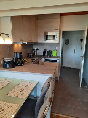 Imagen sin descripción, 4 de 22, botón