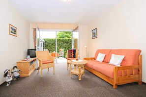 TV - Vacation apartment Riegstra in Esens - Holiday apartment Riegstra (Esens)