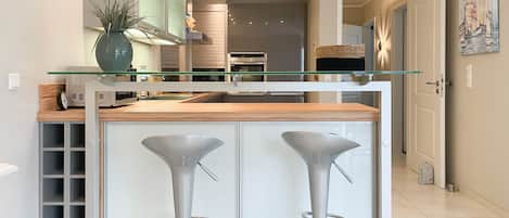 Fridge, microwave, oven, dishwasher