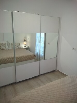 1 chambre, Wi-Fi gratuit, draps fournis