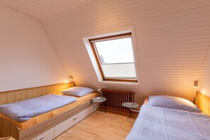 2 Schlafzimmer, Reisekinderbett, WLAN