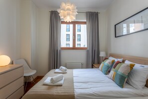 2 chambres, fer et planche à repasser, Wi-Fi gratuit, draps fournis