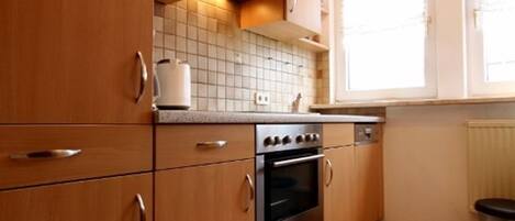 Frigorifero, microonde, forno, lavastoviglie