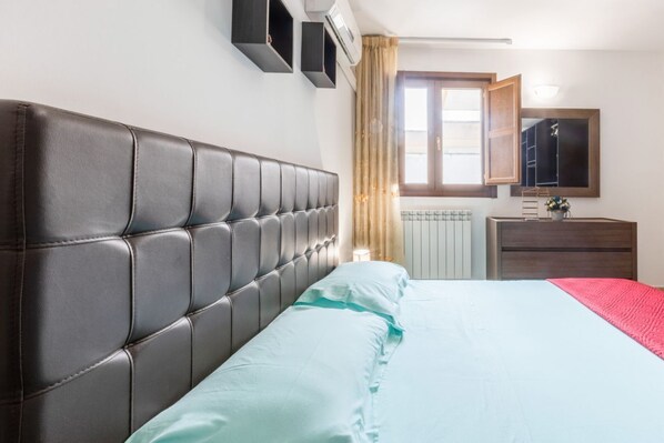 1 chambre, fer et planche à repasser, Wi-Fi