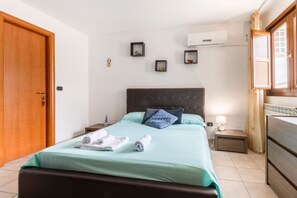 1 chambre, fer et planche à repasser, Wi-Fi