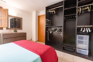 1 chambre, fer et planche à repasser, Wi-Fi