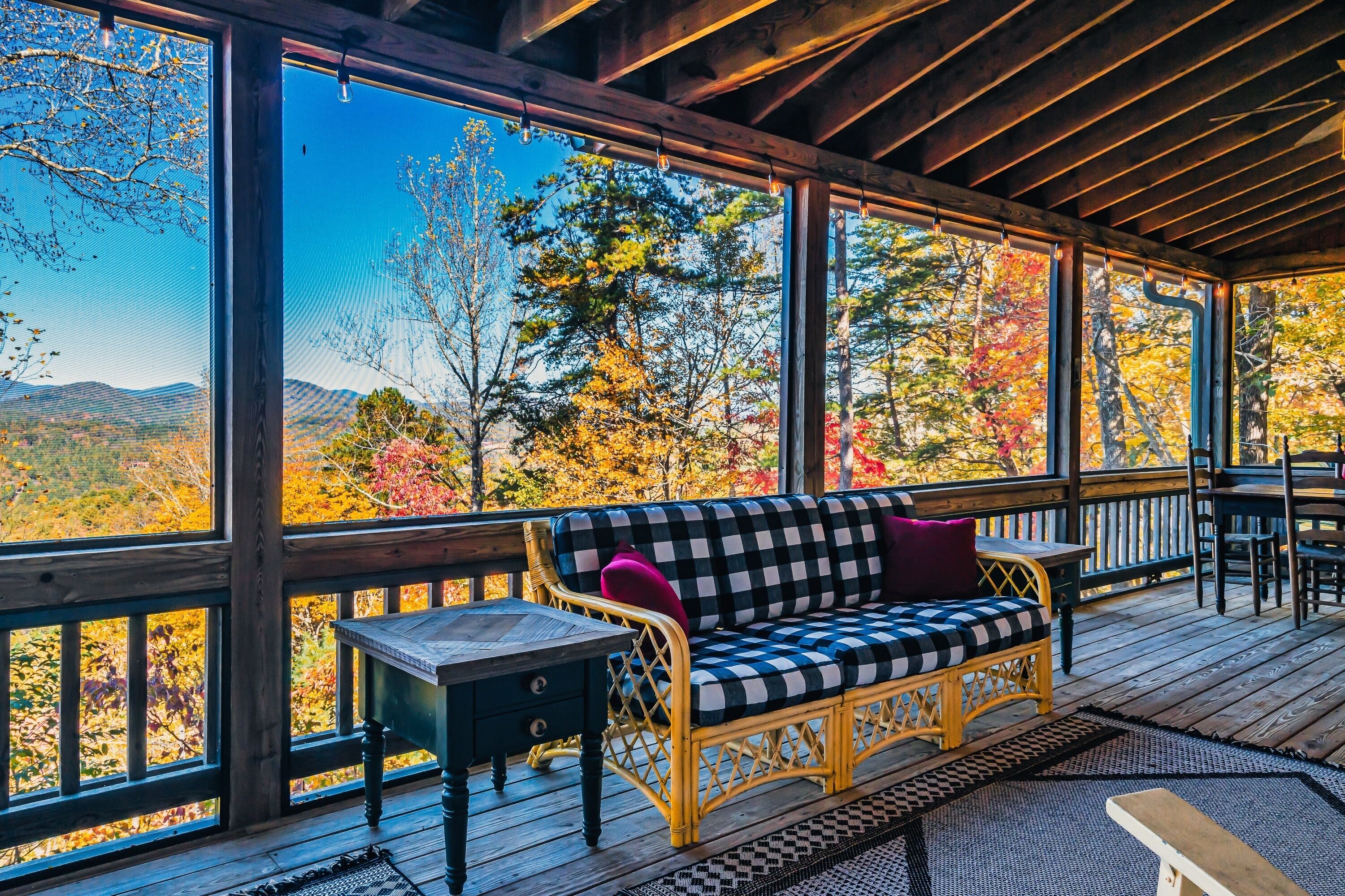 Smart TV, fireplace, books, offices