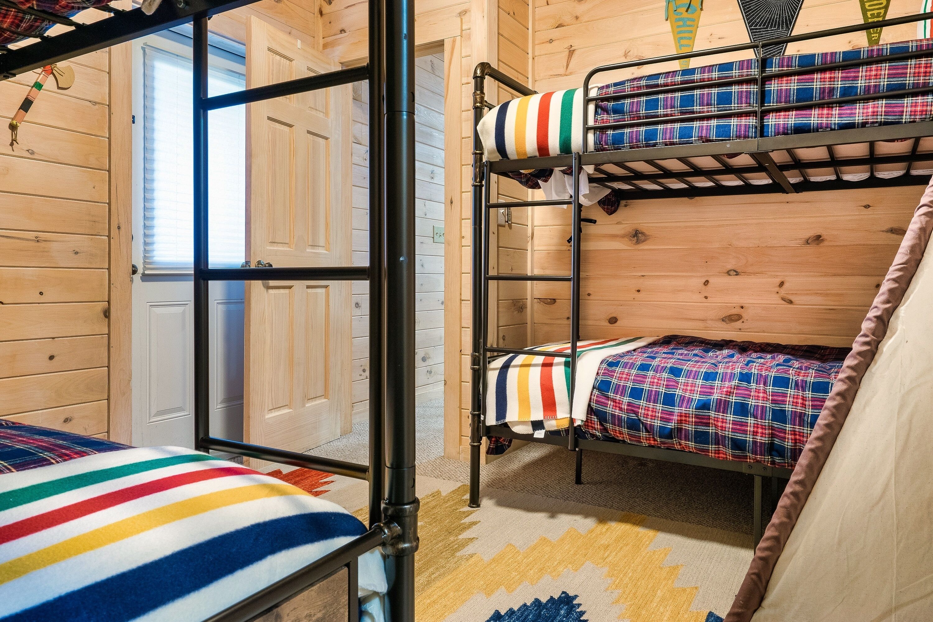 3 chambres, bureau, fer et planche à repasser, Wi-Fi gratuit