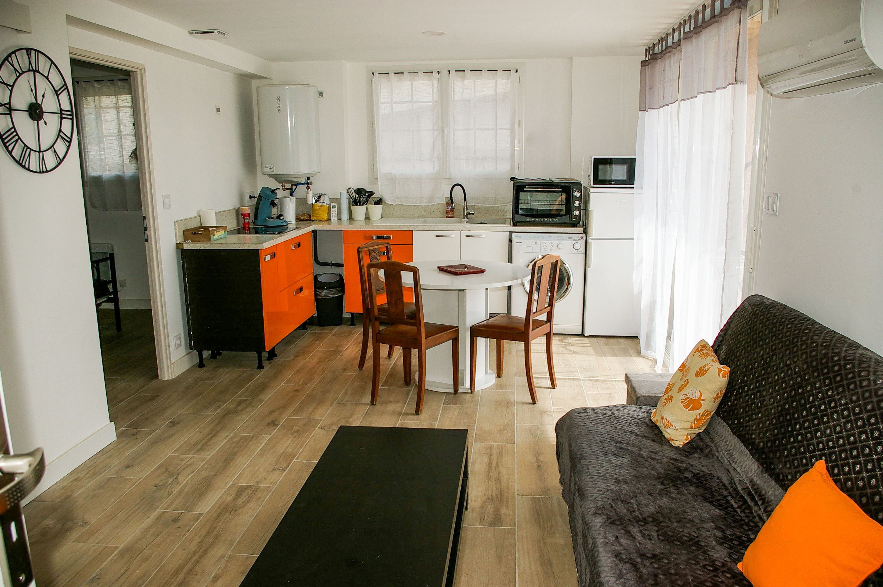 Apartment "Lesidées d'Emilie" with balcony 6 minutes from the Grands Buffets.