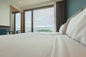 Habitación estándar | Caja fuerte, escritorio, espacio para trabajar con un portátil