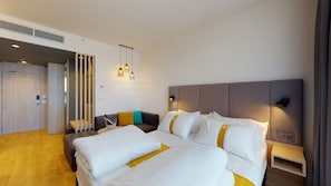 Standard Room, 2 Twin Beds | In-room safe, desk, laptop workspace, blackout drapes - Holiday Inn Barcelona-Sant Cugat by IHG (Sant Cugat del Valles)