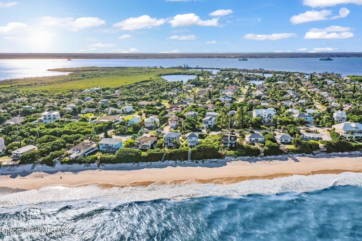 House by the Ocean