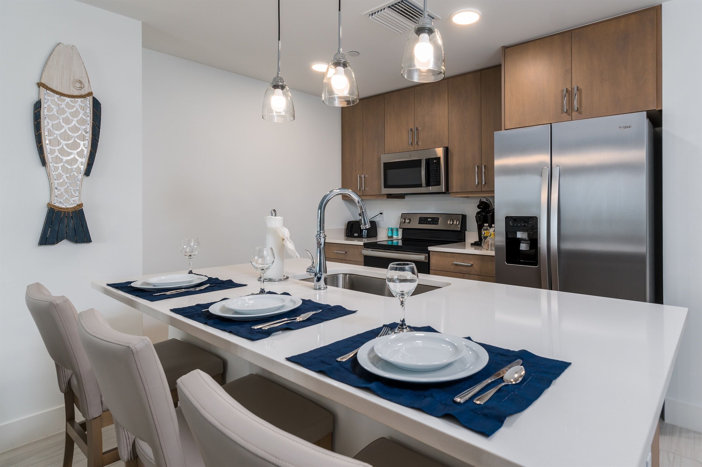 2/2 Penthouse directly on Clearwater Beach!