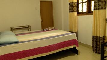 2 bedrooms, bed sheets