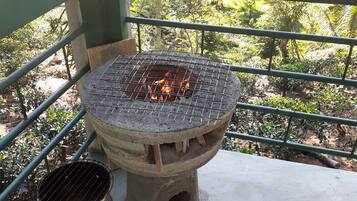 Enceinte de lâhĂ©bergement