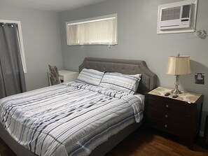 2 chambres, bureau, fer et planche à repasser, Wi-Fi gratuit