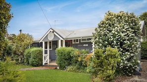 Exterior - Bayview Cottage in Ventnor (Ventnor)
