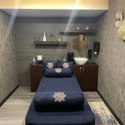 Couples treatment room(s), sauna, steam room, Turkish bath/hammam