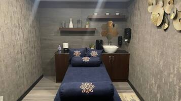 Couples treatment room(s), sauna, steam room, Turkish bath/hammam