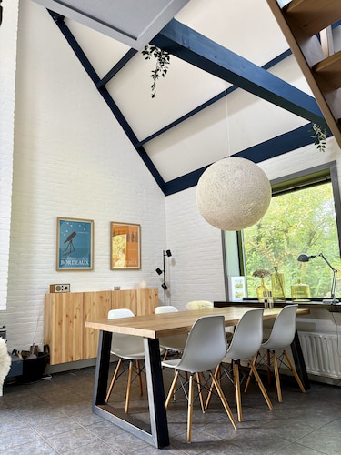 Home by the Creek ('Huis aan de Kreek')