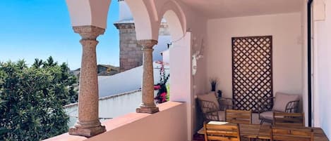 Standard-Apartment, 1 Schlafzimmer, Stadtblick | Terrasse/Patio