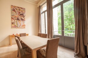 1 slaapkamer, een laptopwerkplek, gratis wifi