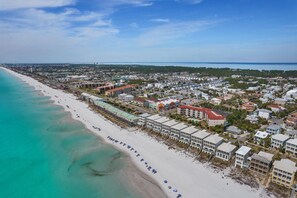 Casa, varias camas (Destination Vacation* (Fr) - 4BR 3.5B) | Playa