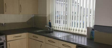 House | Private kitchen | Fridge, microwave, oven, stovetop