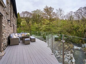 Cottage | Balcony
