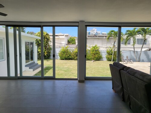 GARDEN HILLS TROPICAL VILLA WITH PRIVATE POOL