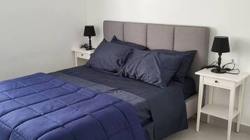 5 habitaciones, escritorio, tabla de planchar con plancha y wifi gratis