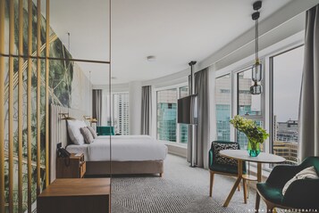 Junior Suite, 1 King Bed