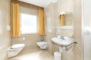 Shower, bidet